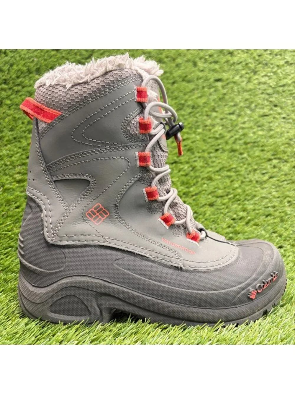 Columbia Bugaboot III Boys Size 3Y Gray Red Insulated Waterproof Snow Boots